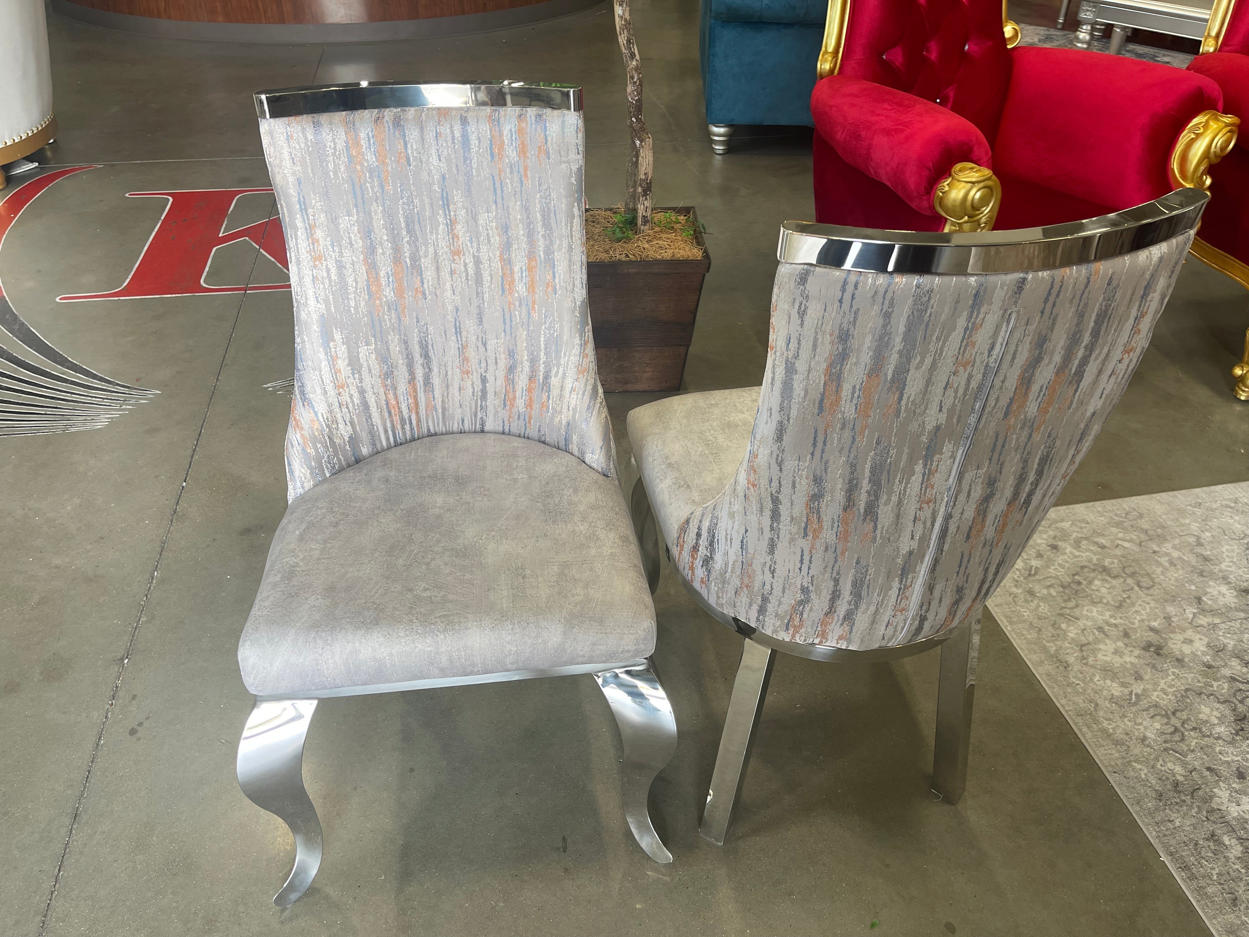 Anastasia Table w/ 6 Chairs