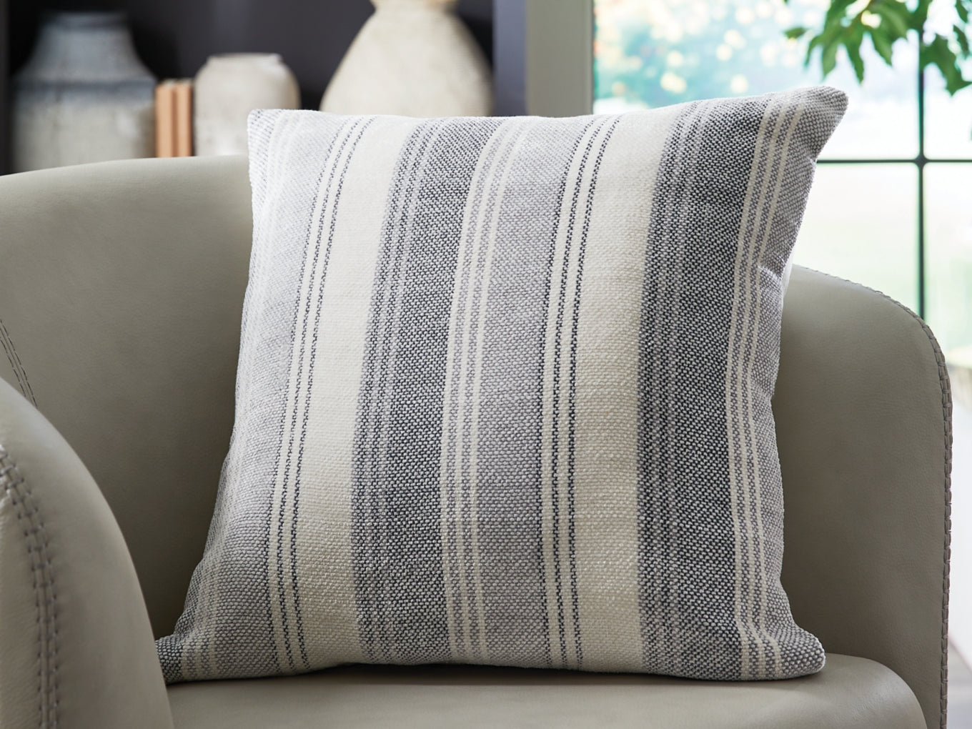 Adikus Pillow