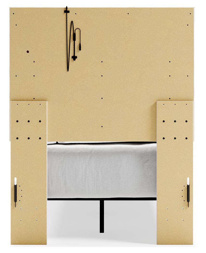 Altyra Panel Bed