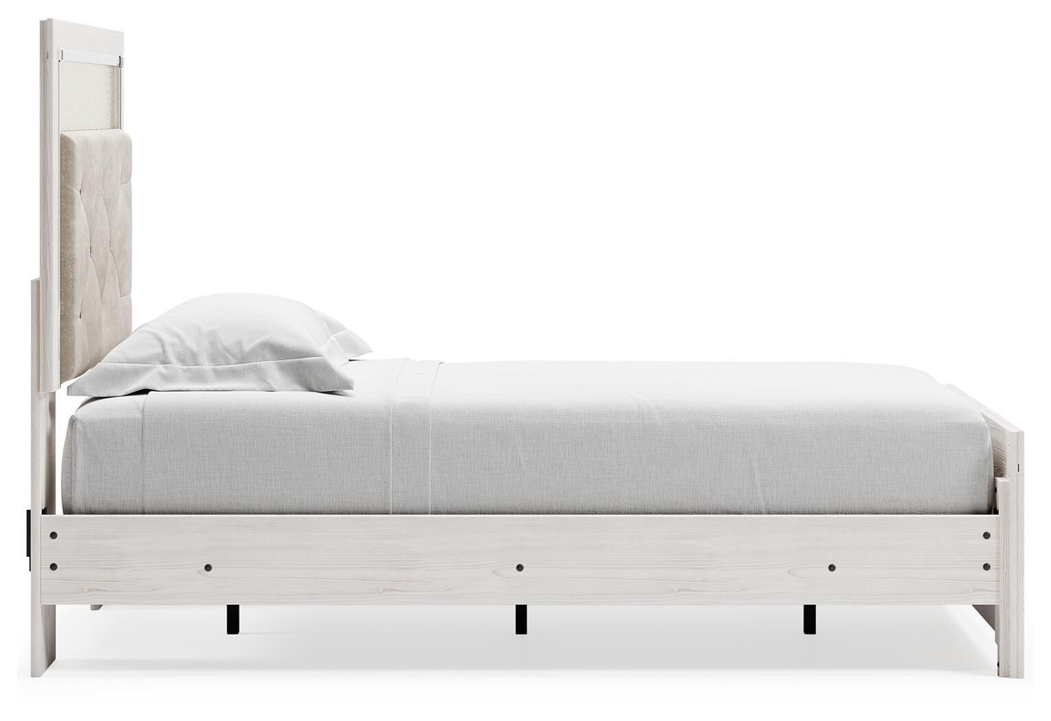 Altyra Panel Bed
