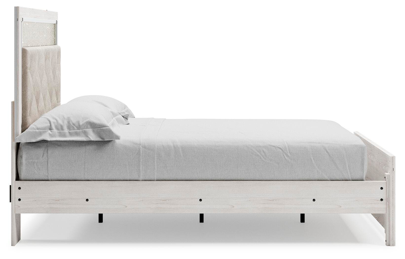 Altyra Panel Bed