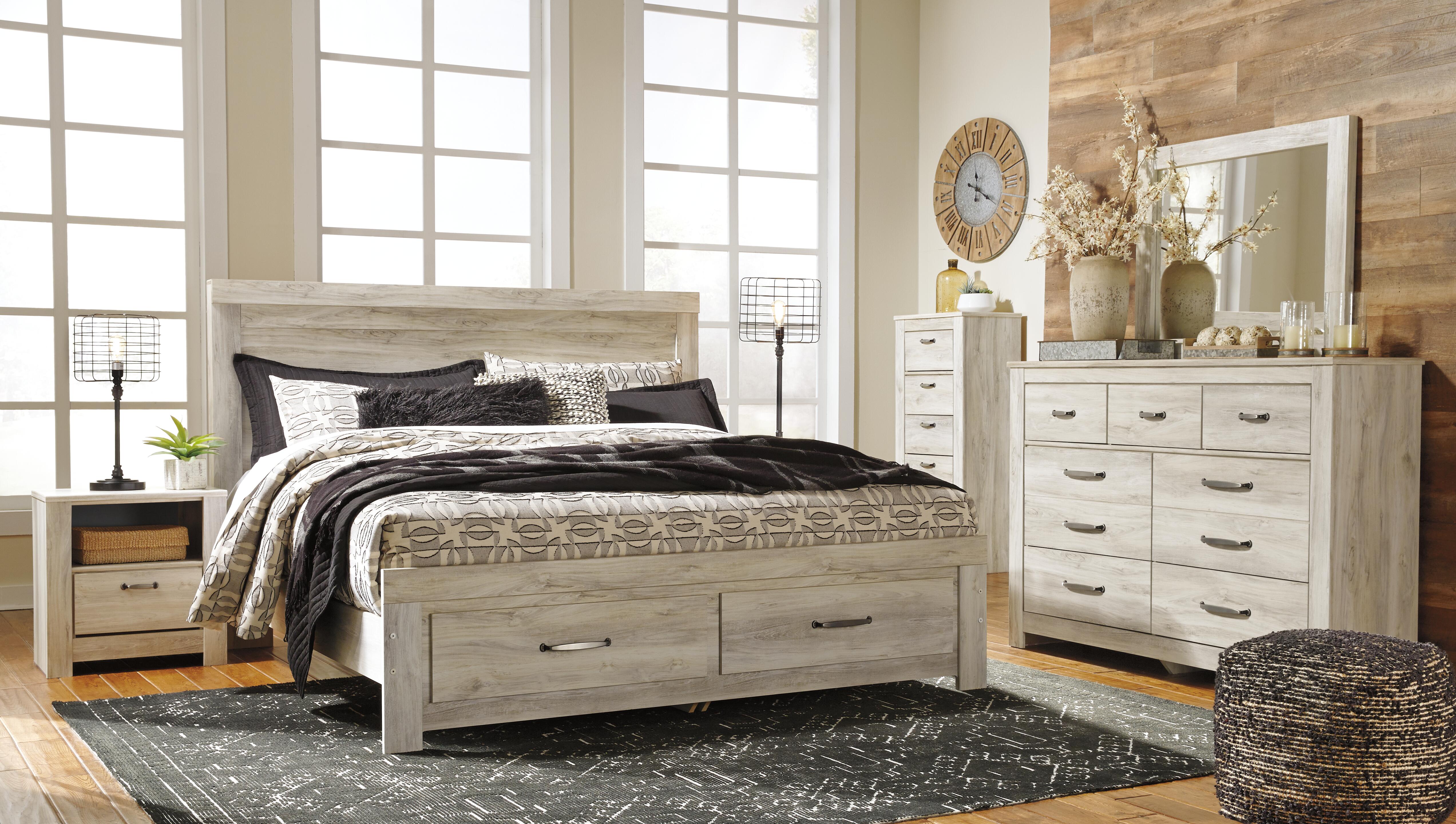 Bellaby Platform Bed Bedroom Set