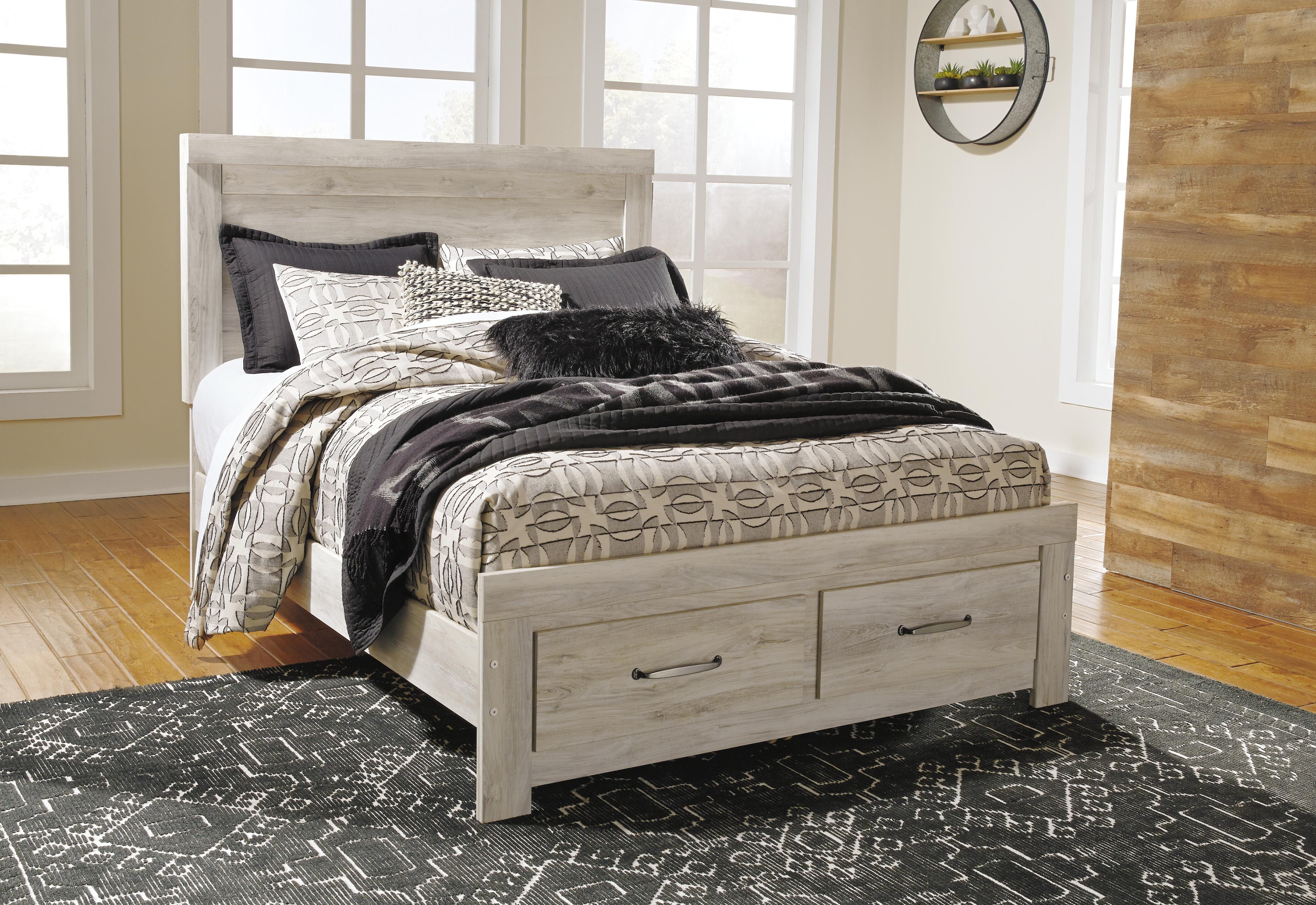 Bellaby Platform Bed Bedroom Set