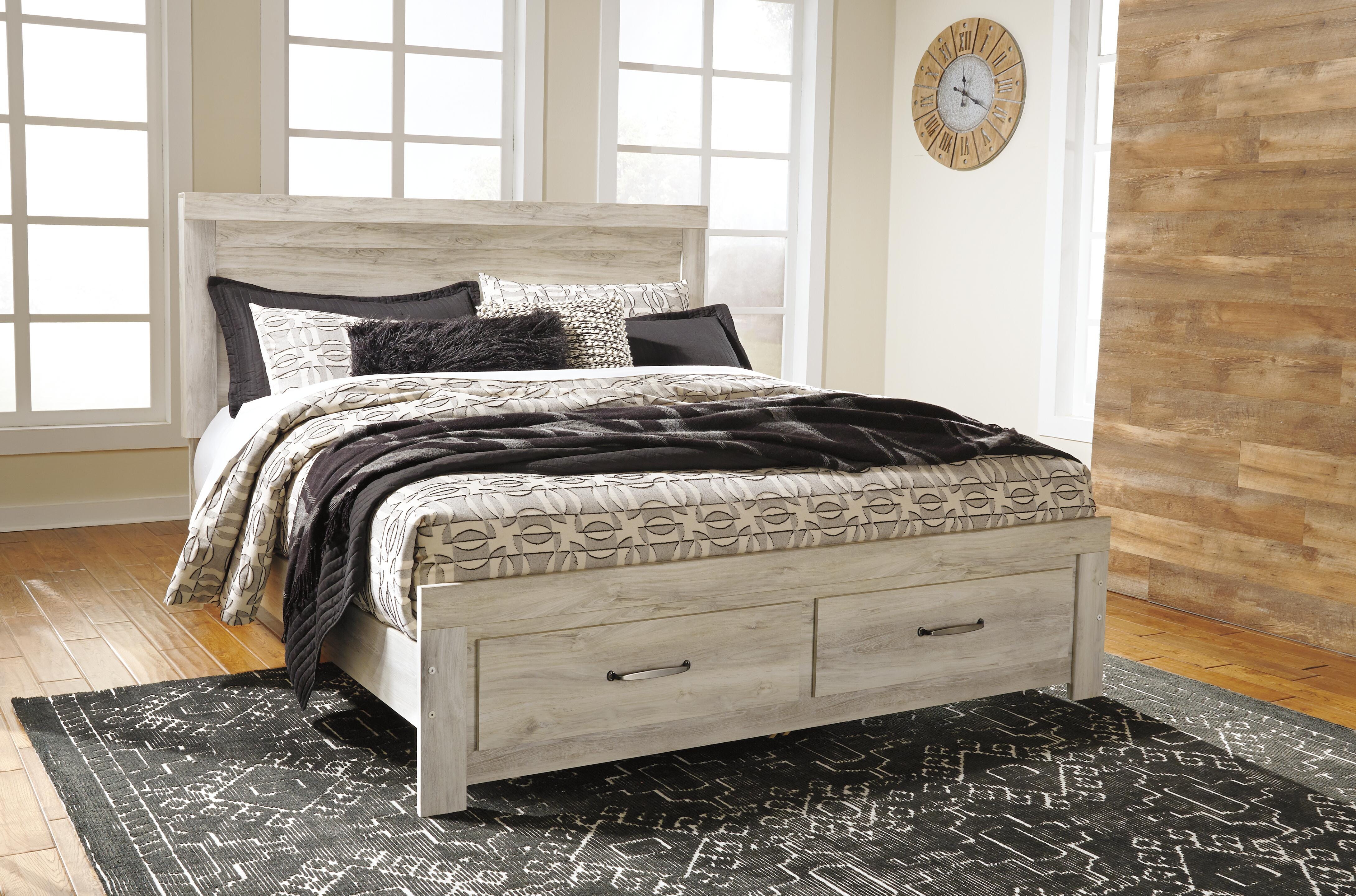 Bellaby Platform Bed Bedroom Set