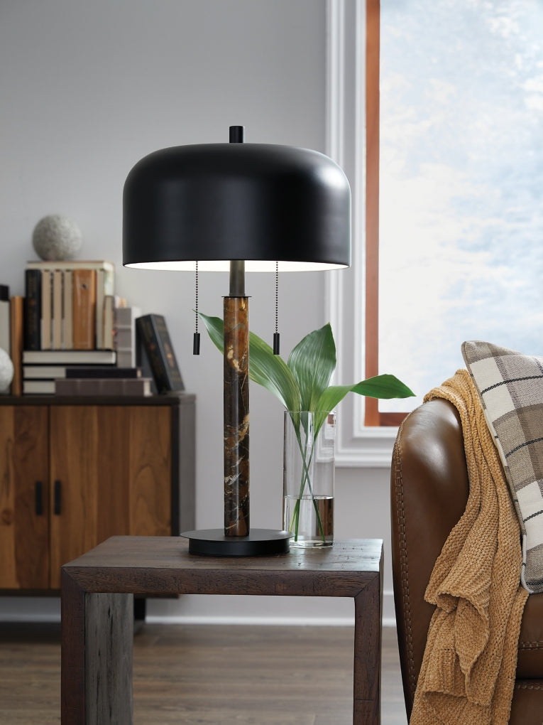 Alanbert Metal Table Lamp