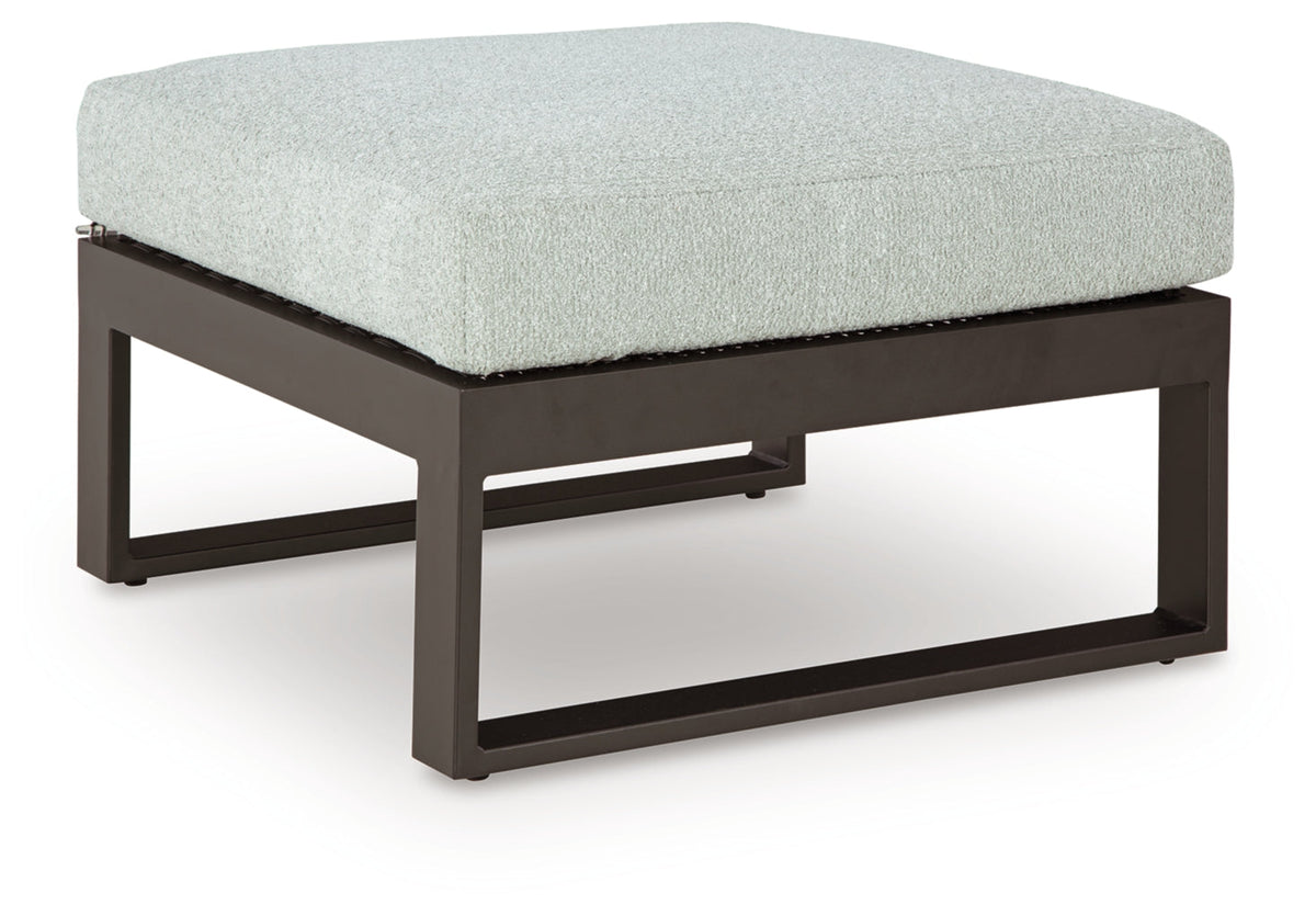 Beachloft Outdoor Seating