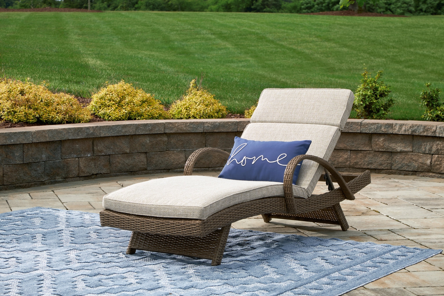 Beachcroft Outdoor Seating