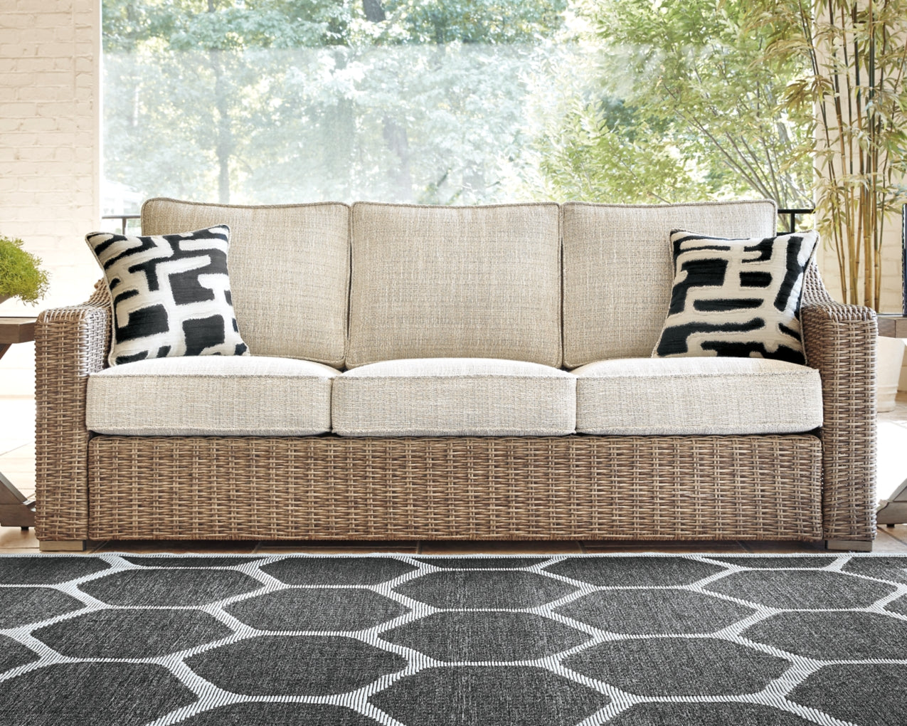 Beachcroft Outdoor Seating