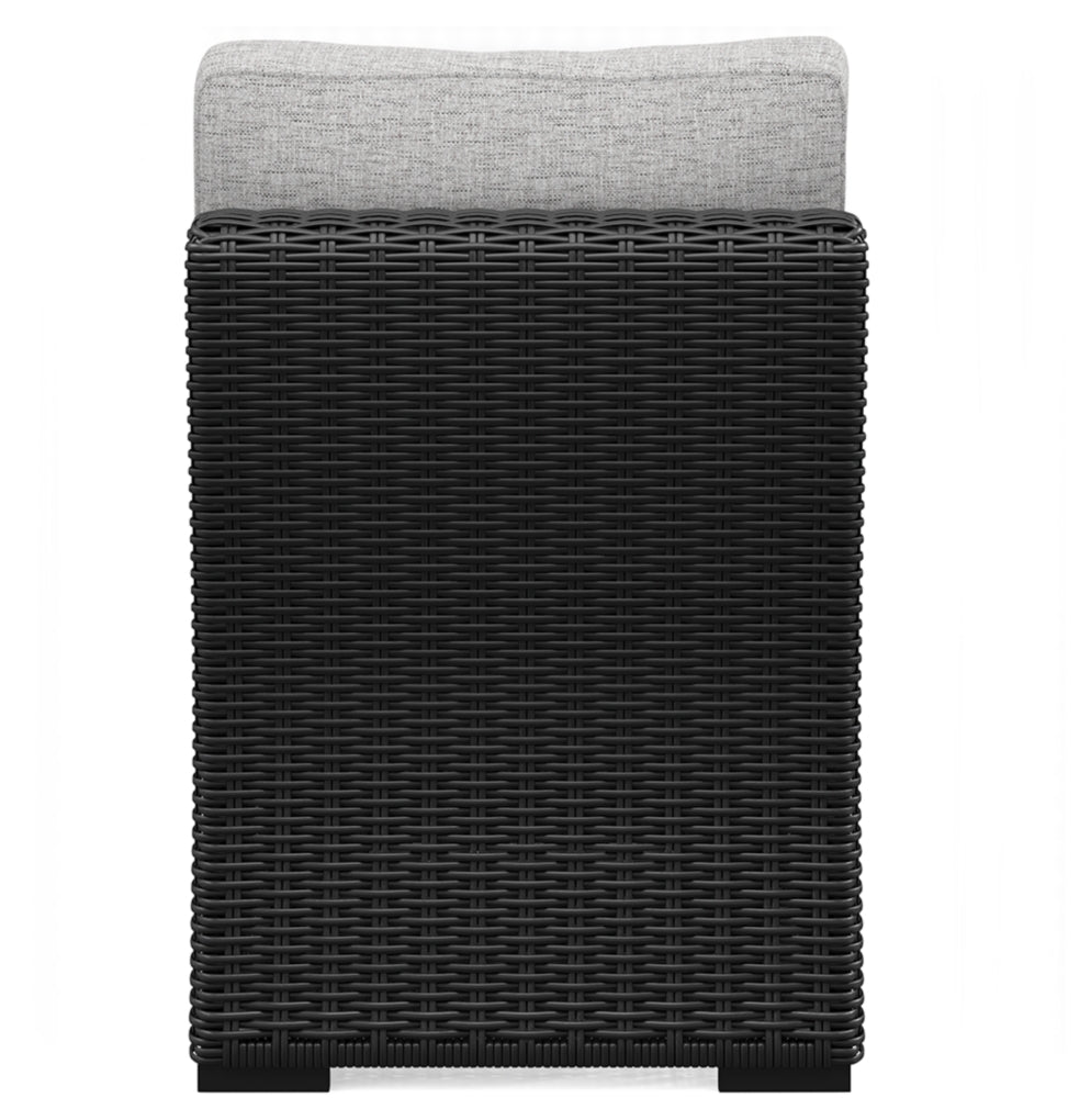 Beachcroft Outdoor Seating