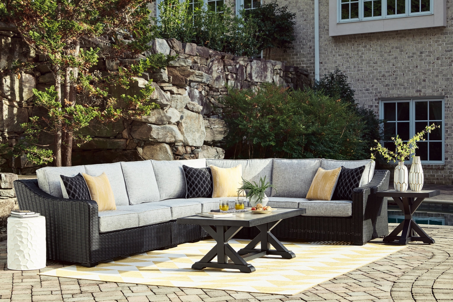 Beachcroft Outdoor Seating