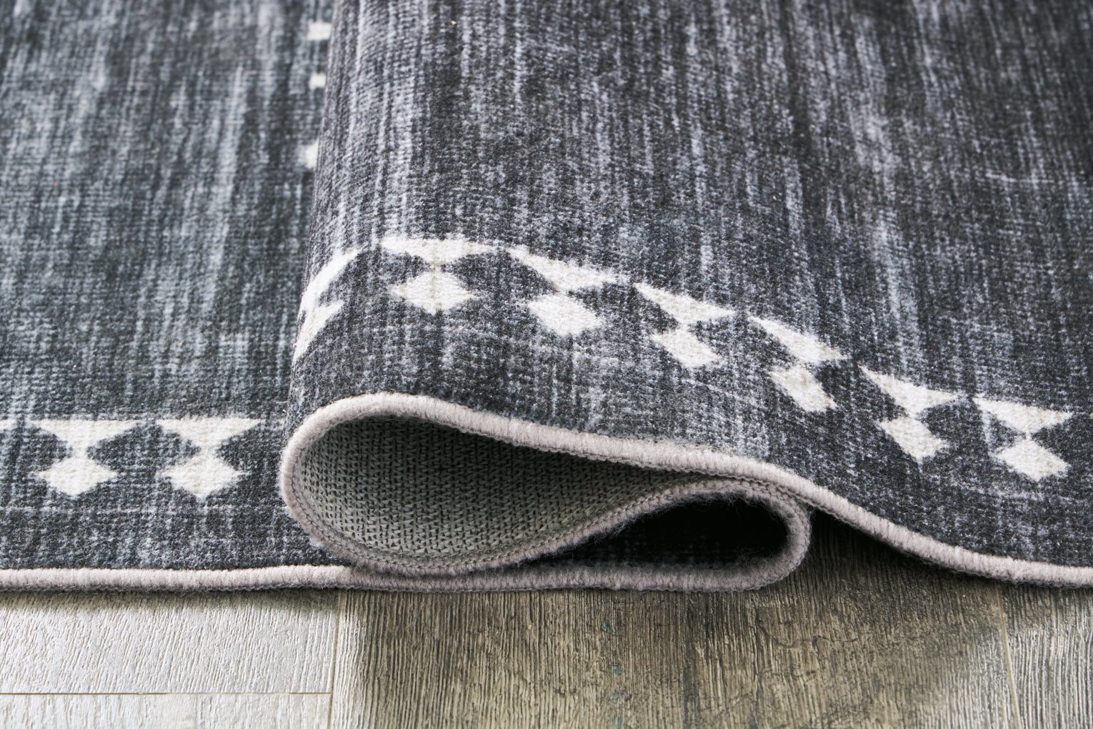 Arloman Washable Rug