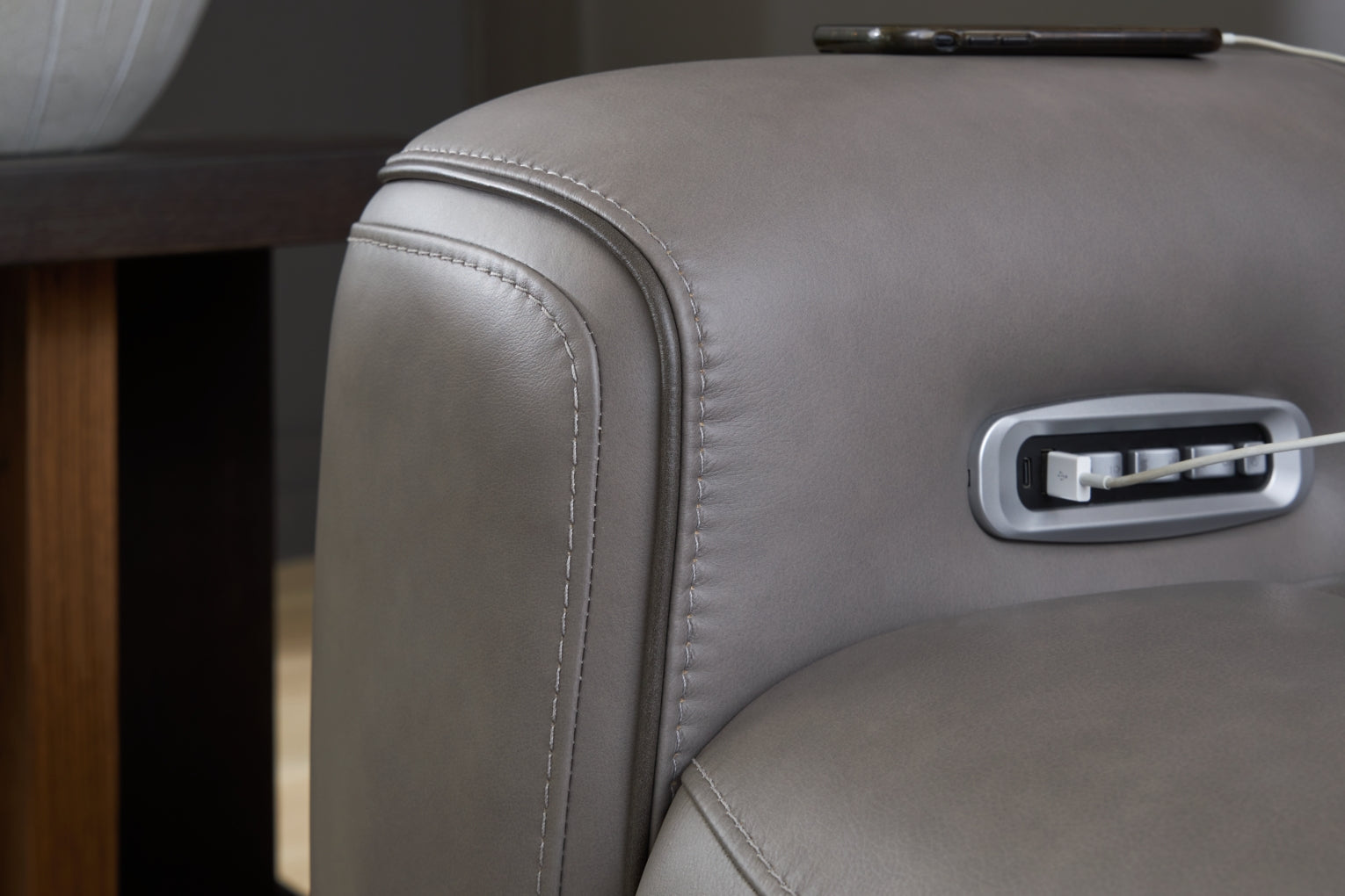 5Z-Relaxation Power Reclining Sofa with Adjustable Headrest
