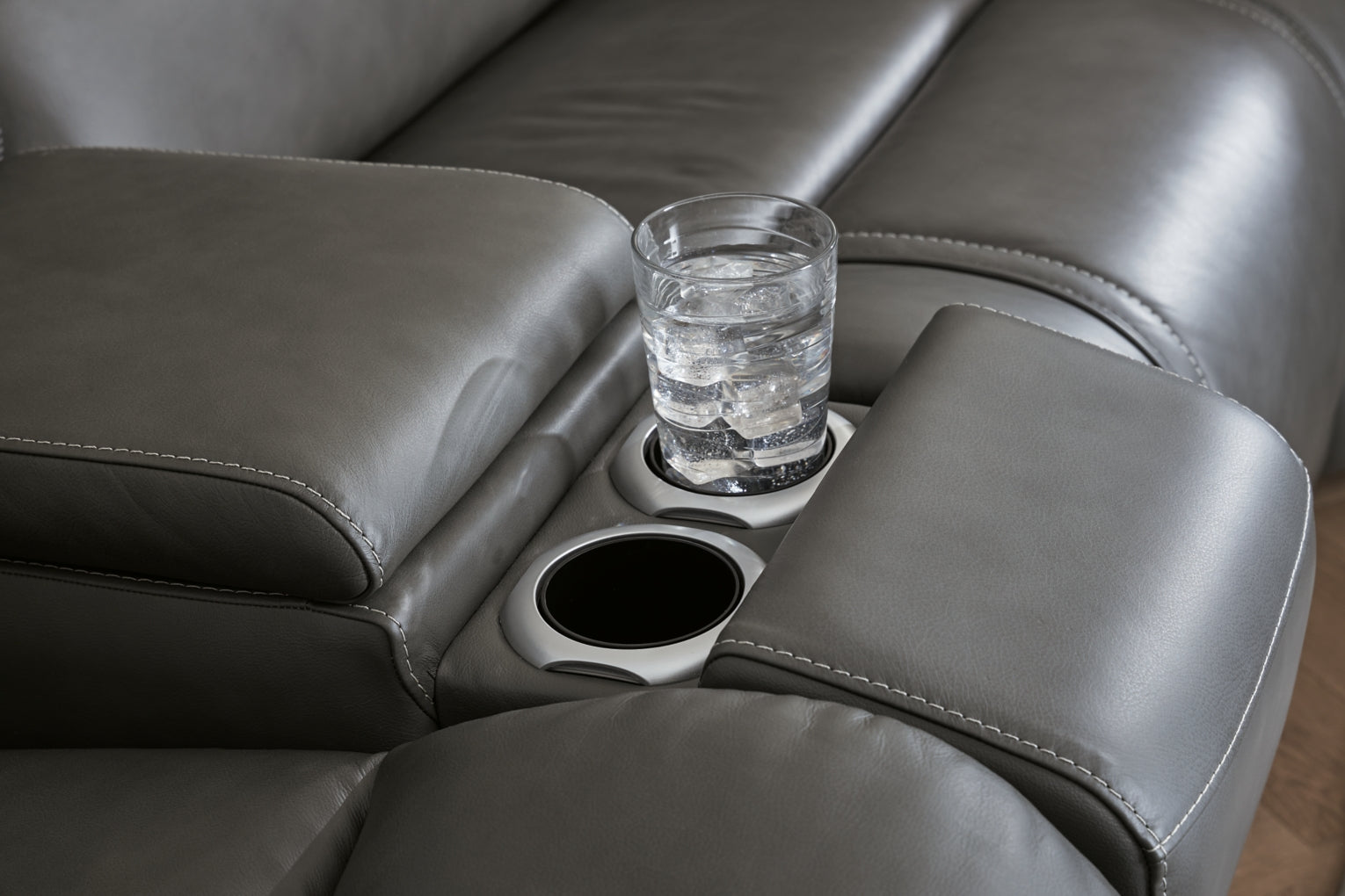 5Z-Harrenhurst 3-Piece Power Reclining Sectional Loveseat with Console
